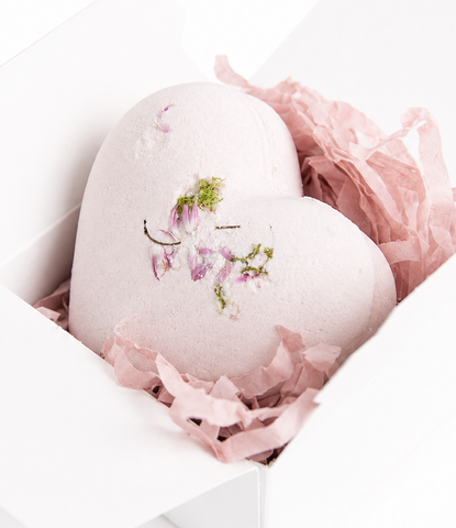 Cleanse Gourmet Botanical Heart Bath Bomb