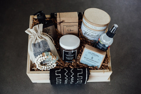 Twine & Twig Collab - Women's Holiday Gift Box
